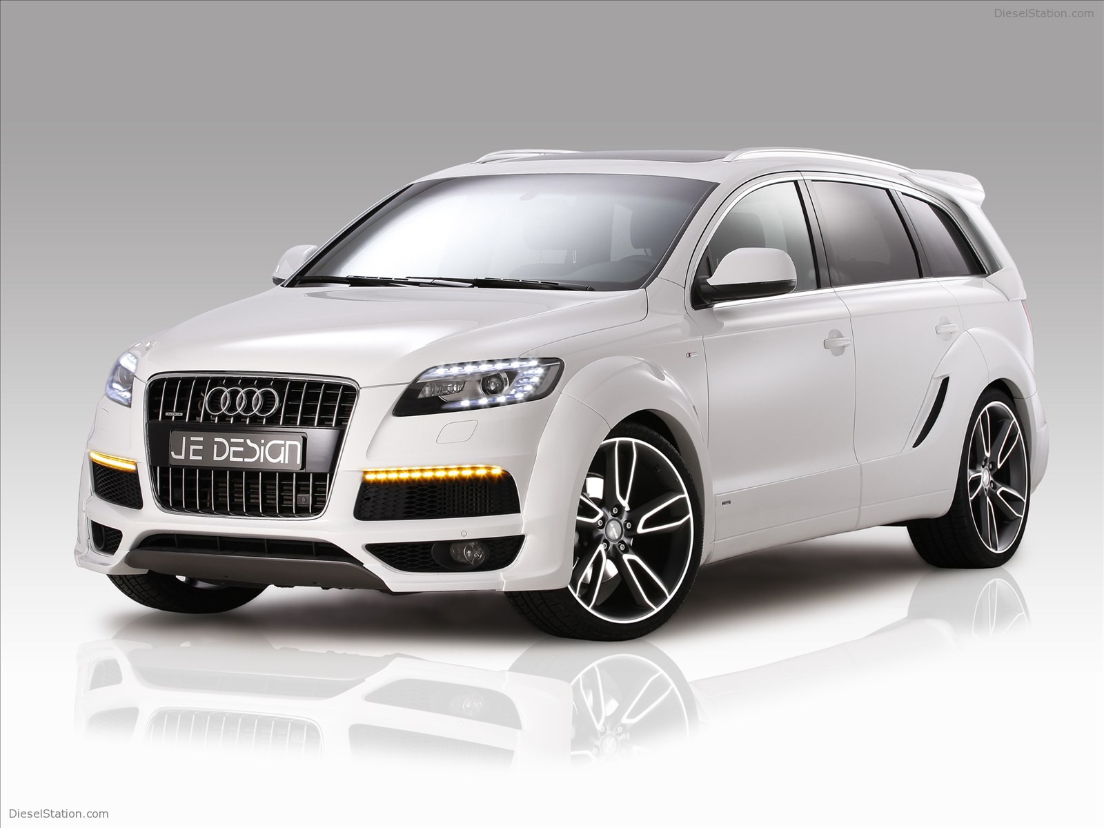 JE DESIGN Audi Q7 S Line 2012
