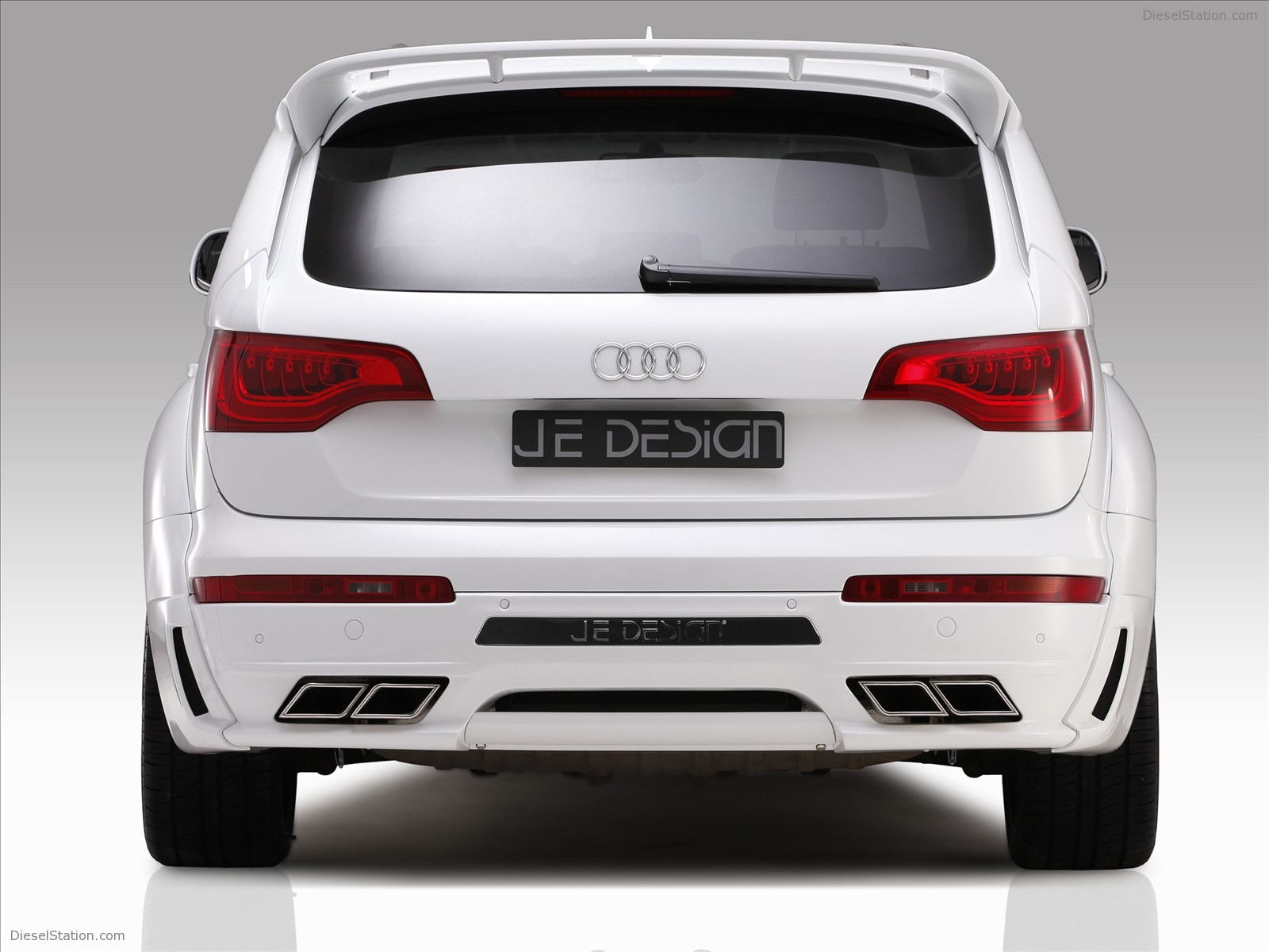 JE DESIGN Audi Q7 S Line 2012