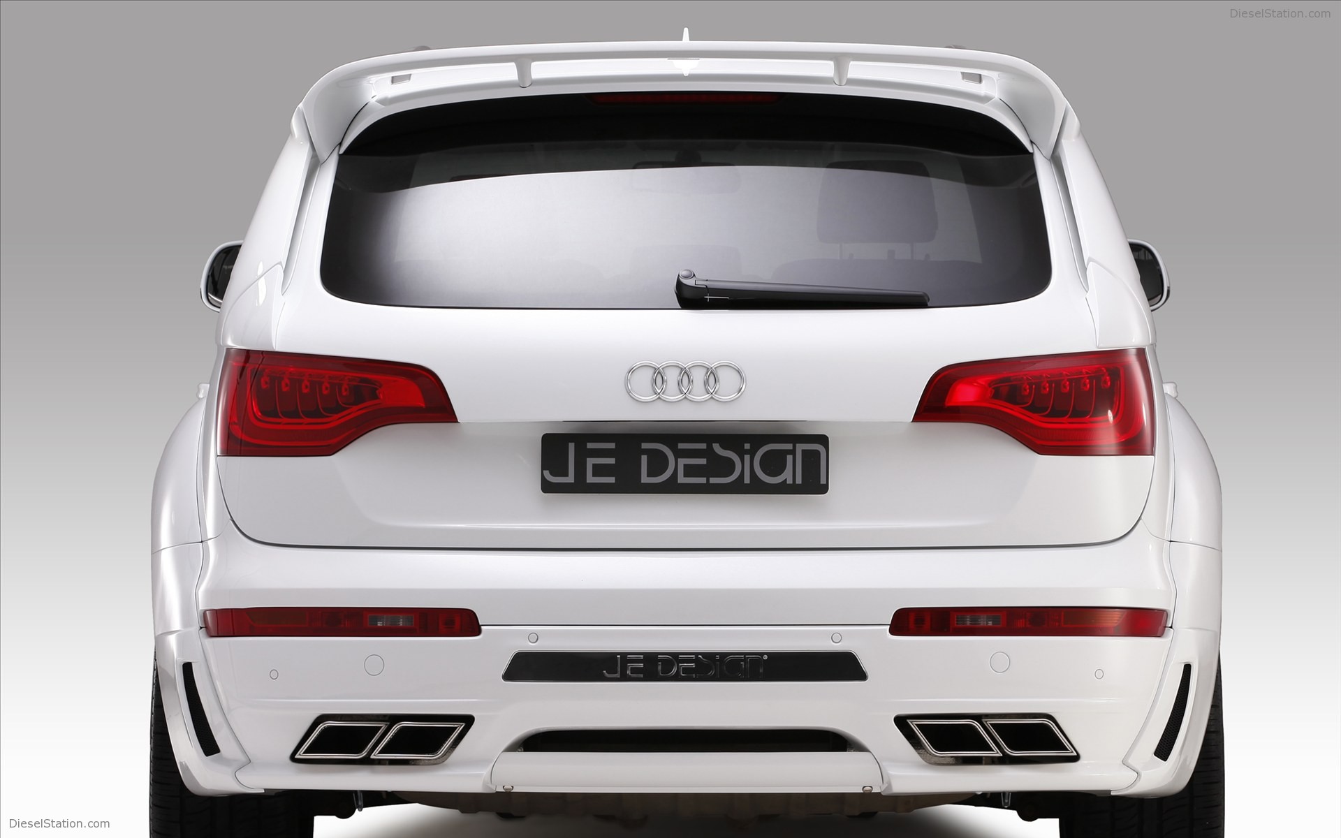 JE DESIGN Audi Q7 S Line 2012