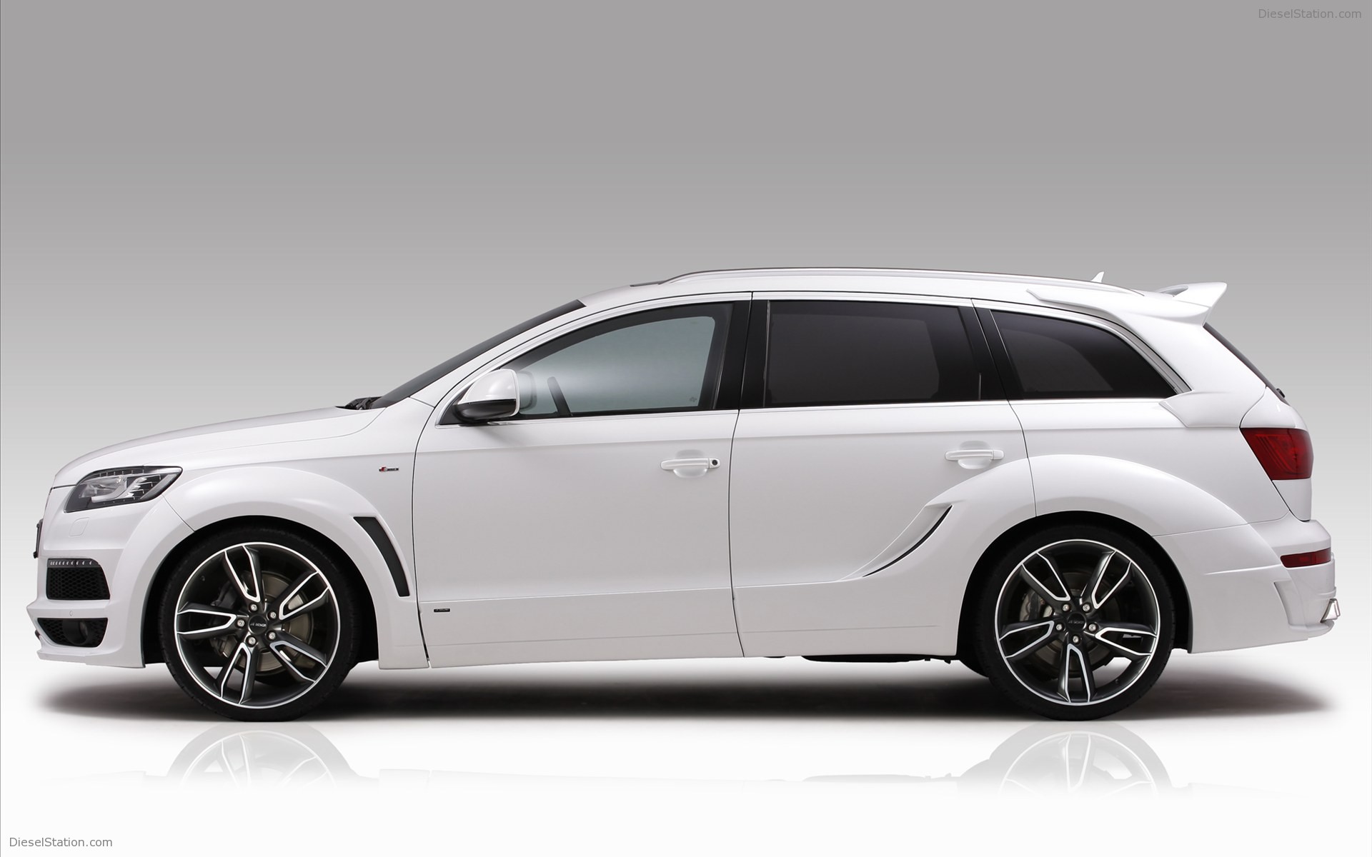 JE DESIGN Audi Q7 S Line 2012