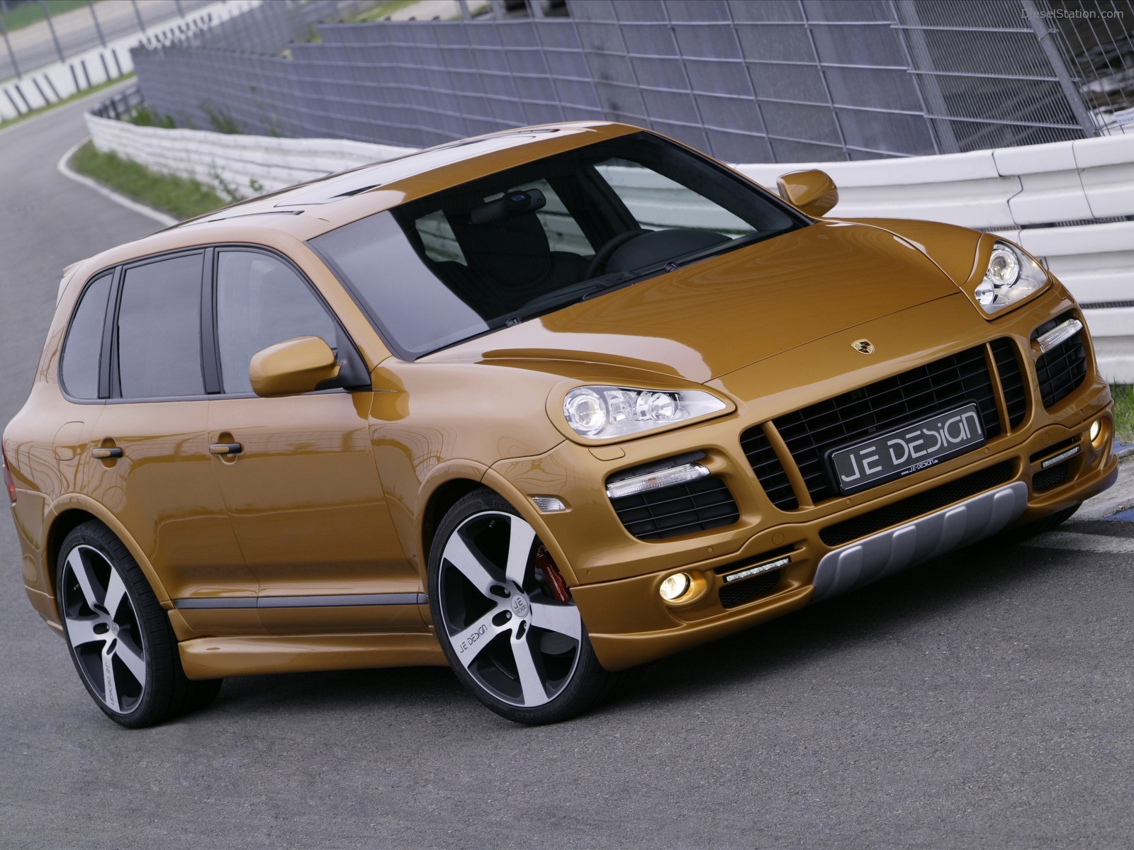 JE Design Porsche Cayenne GTS