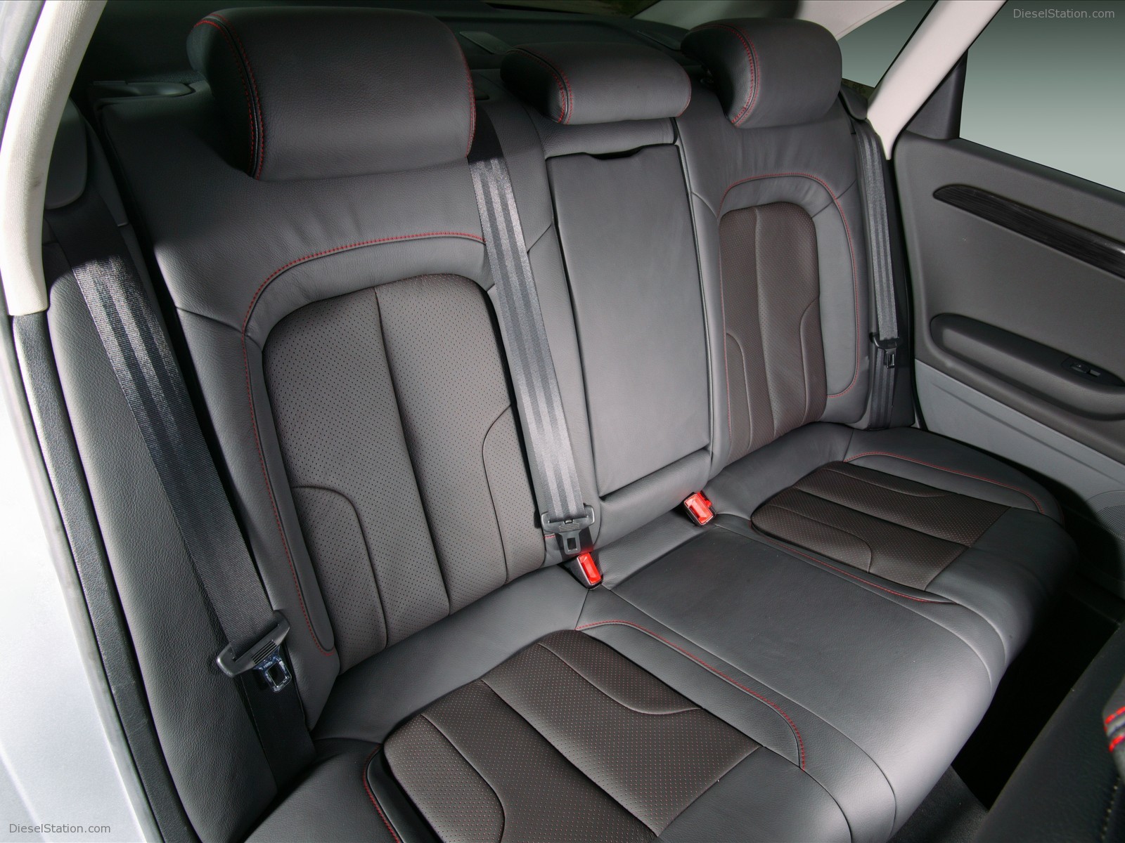 JE DESIGN Seat Exeo ST