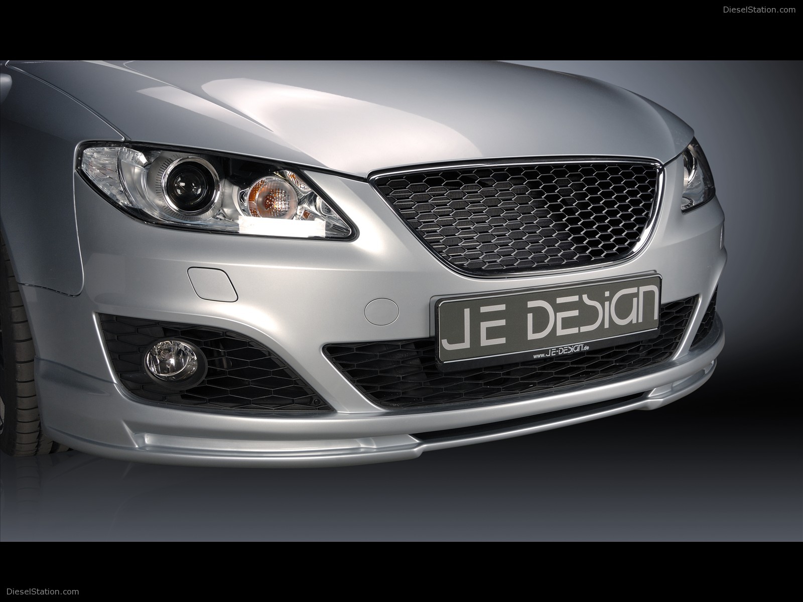 JE DESIGN Seat Exeo
