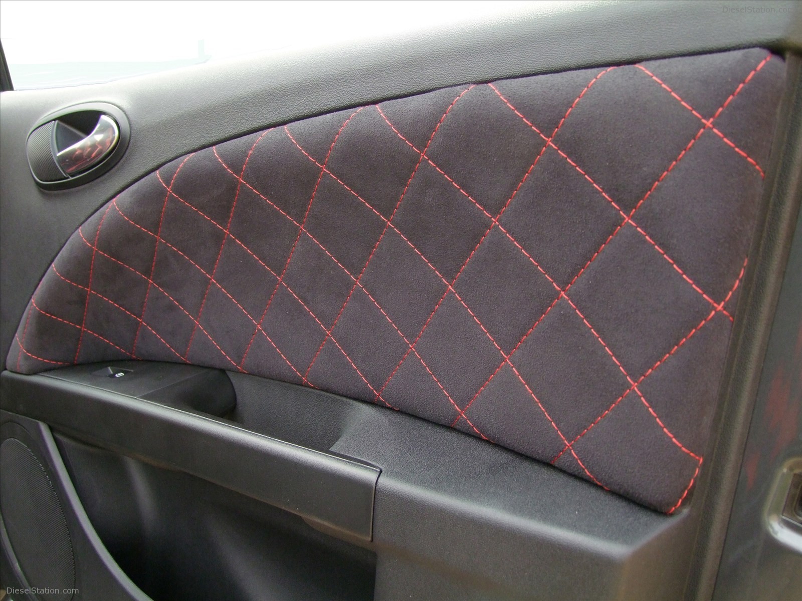 JE Design Seat Leon Cupra R