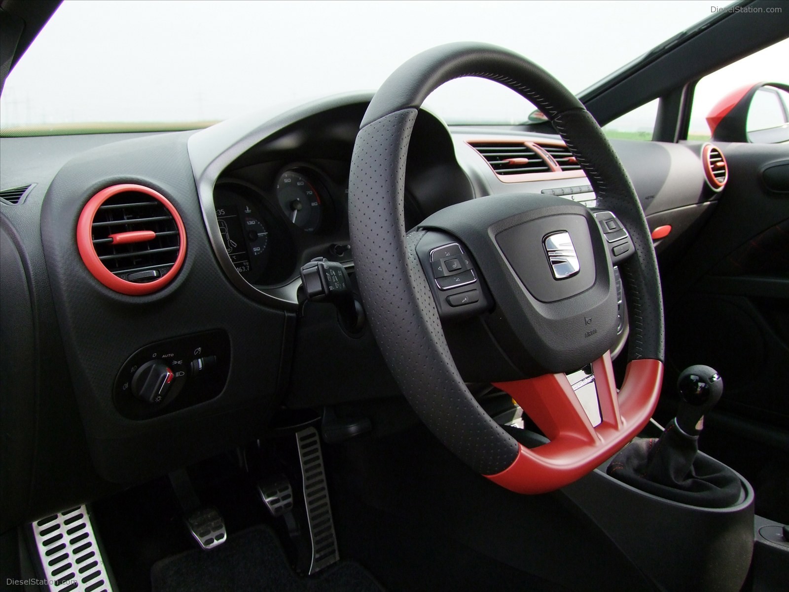 JE Design Seat Leon Cupra R