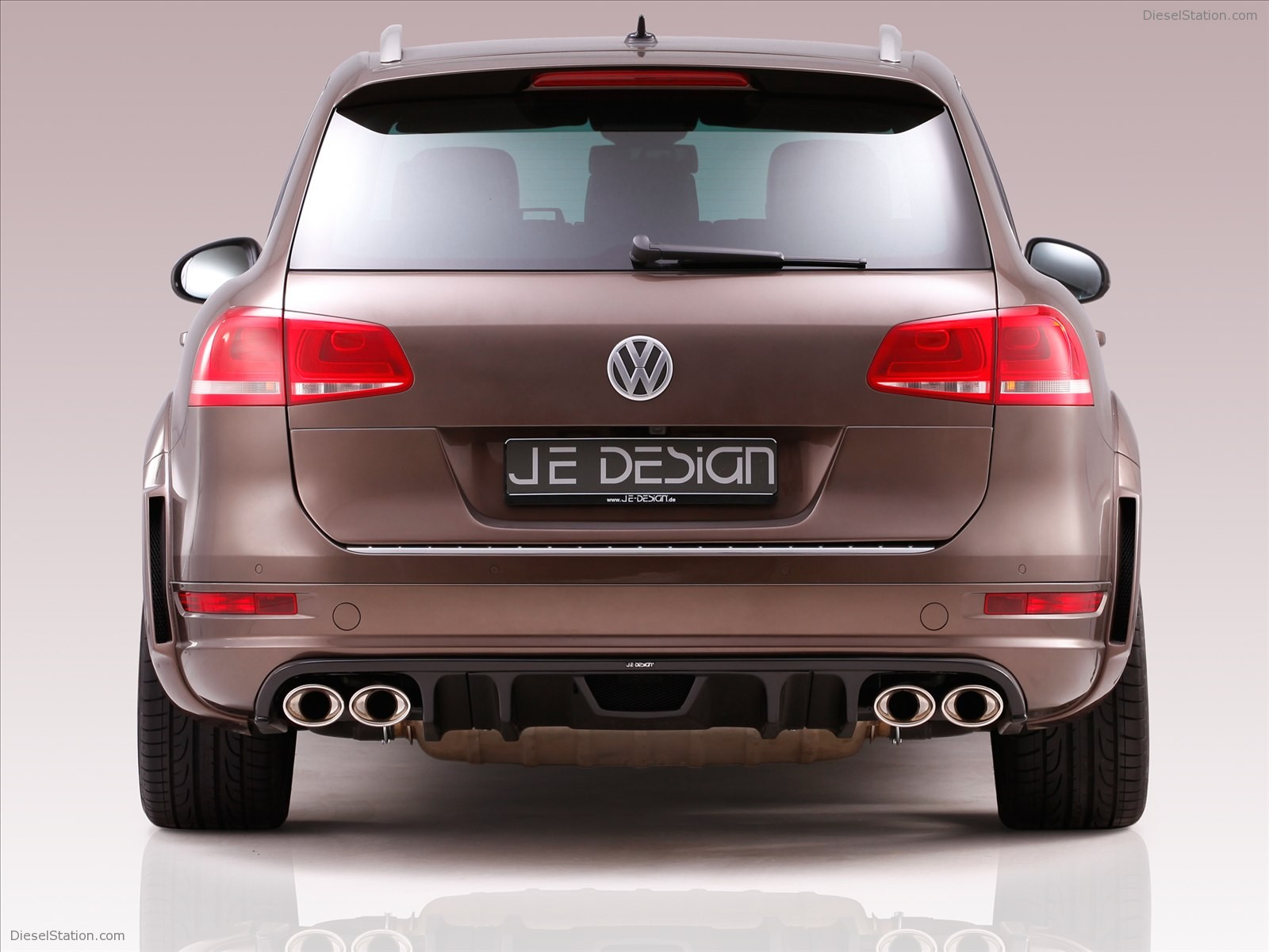 JE DESIGN VW Touareg R Line 2011