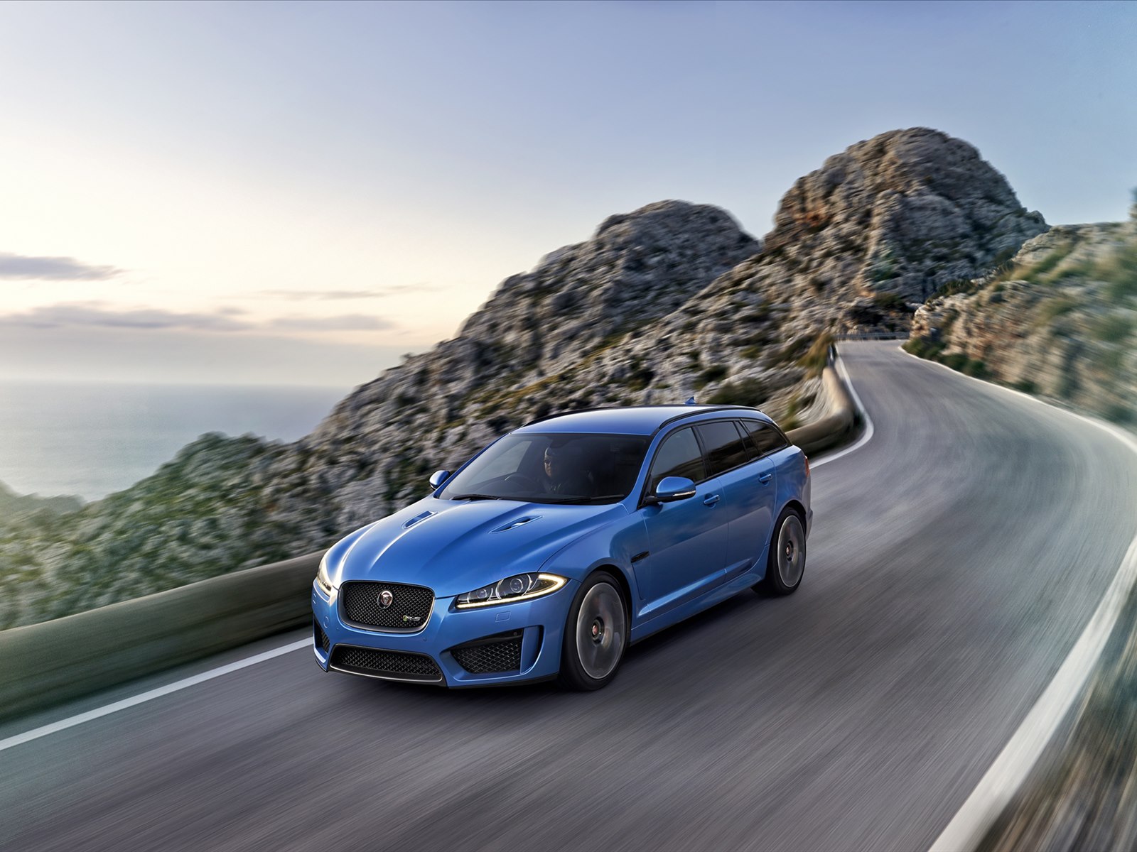 Jaguar XFR-S Sportbrake 2015