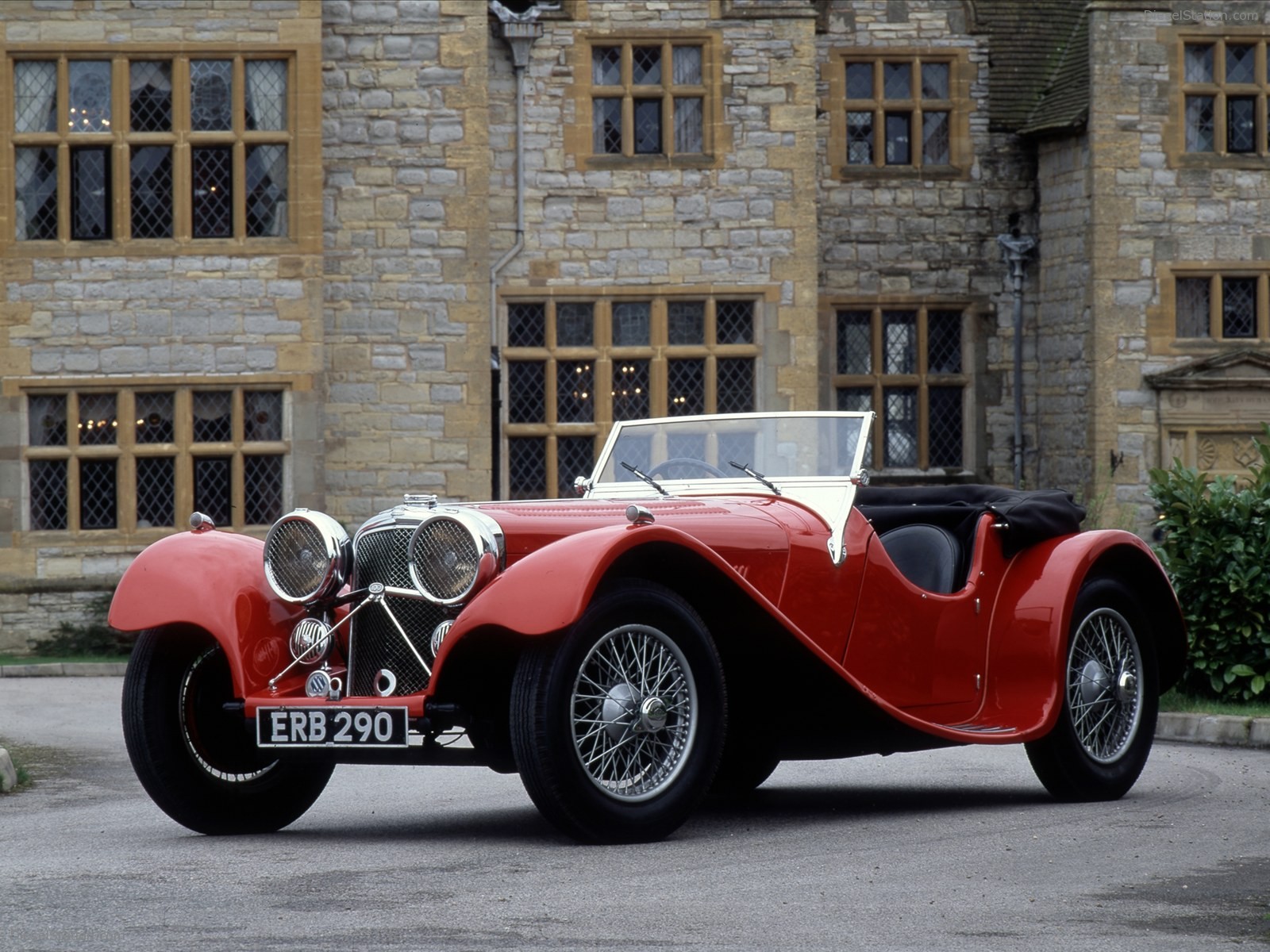 75 Years of Jaguar History Brought to Life