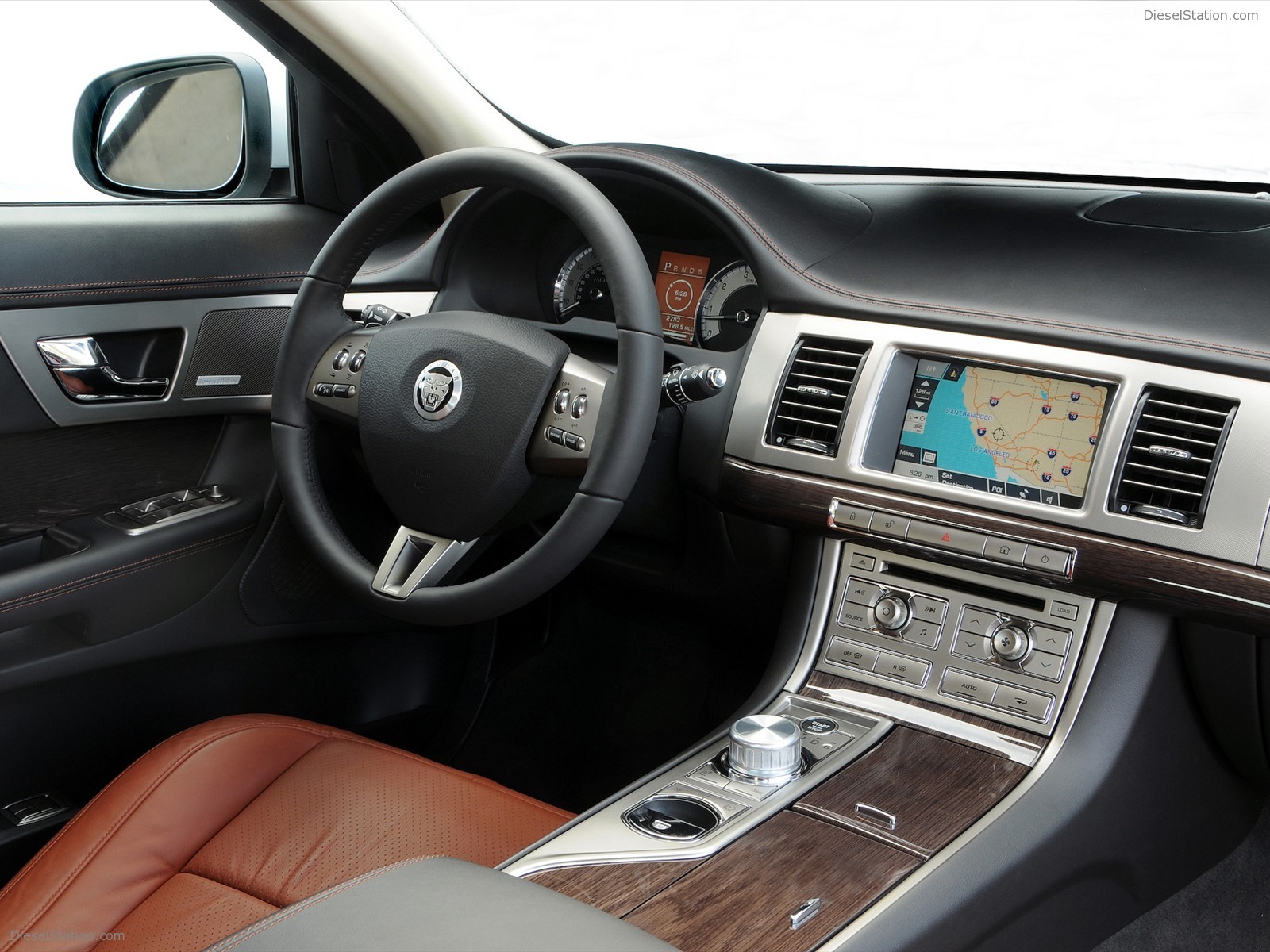 2010 New Jaguar XF