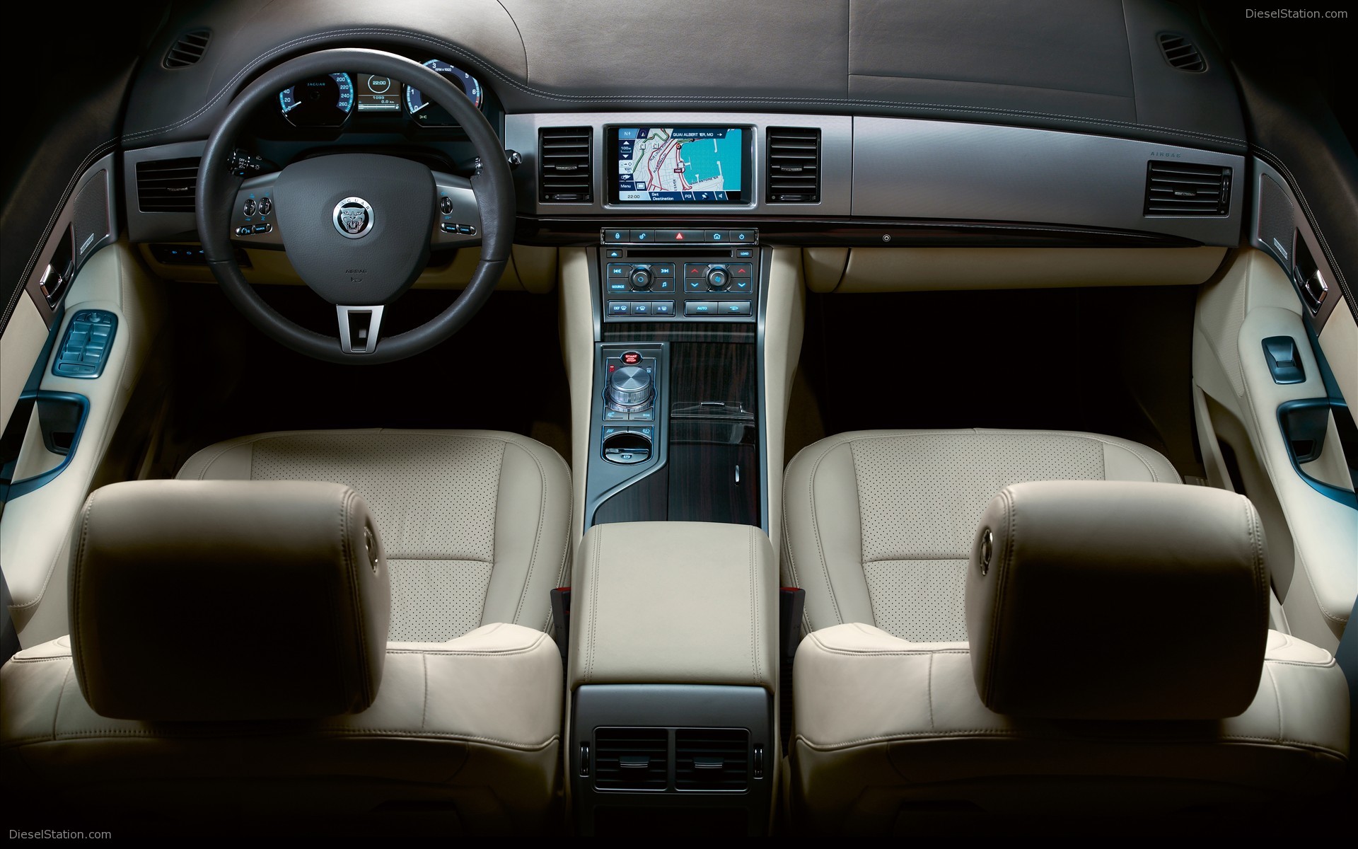 2010 New Jaguar XF