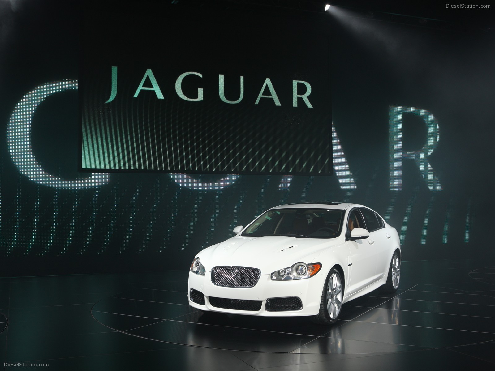 2010 Jaguar XFR