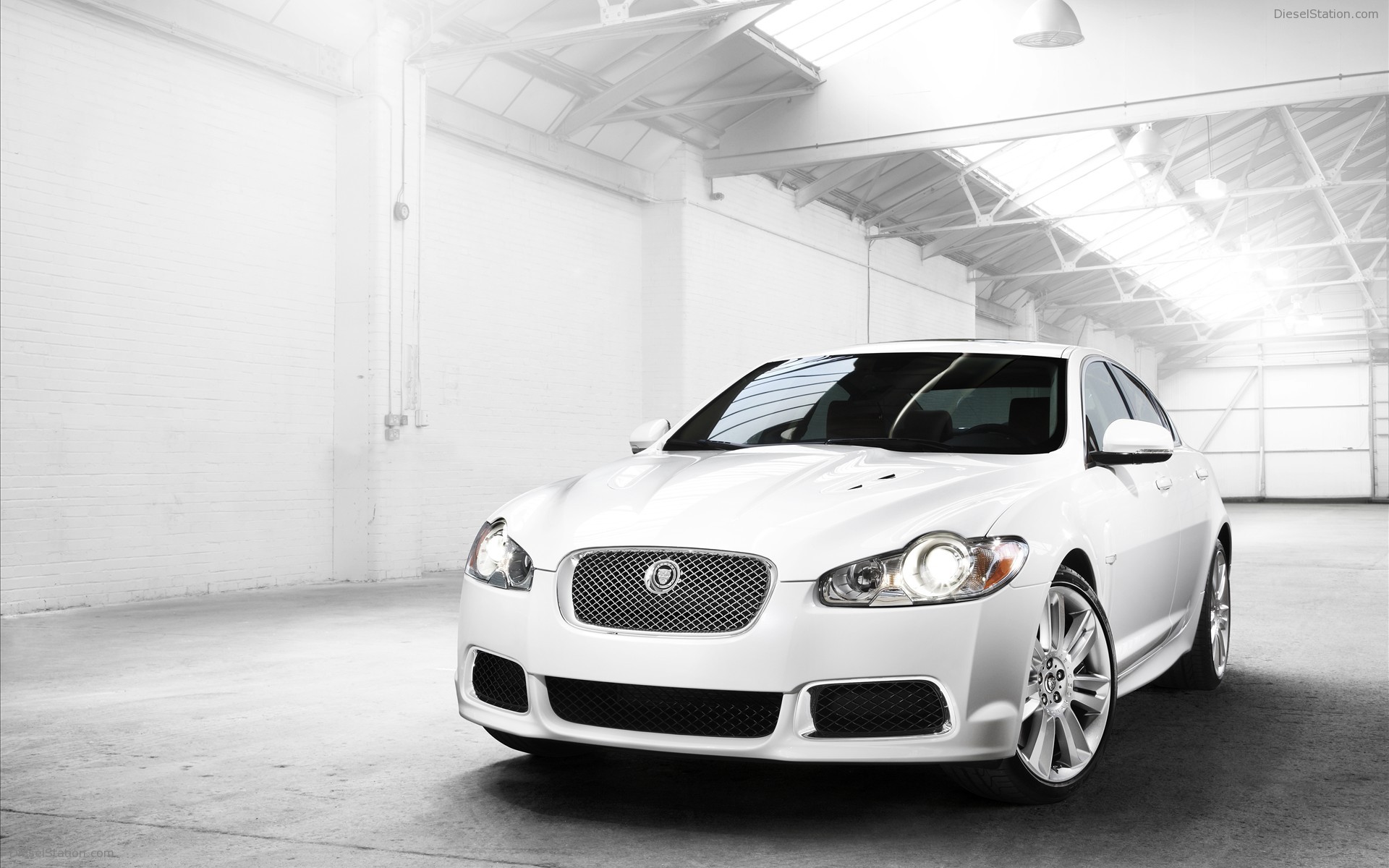 2010 Jaguar XFR