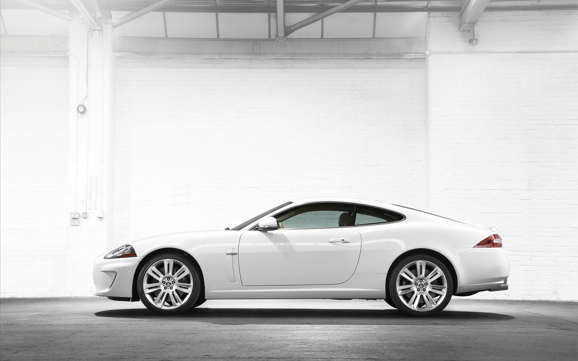 2010 Jaguar XKR