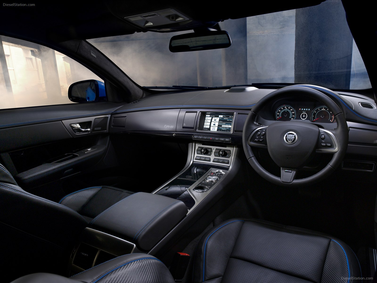 Jaguar XFR-S 2014