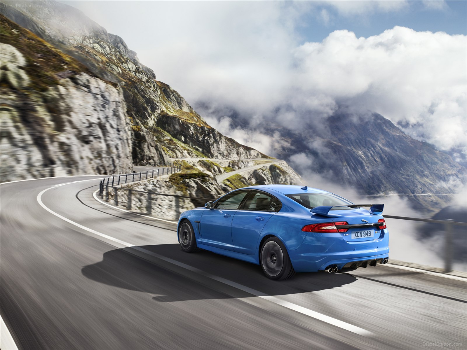 Jaguar XFR-S 2014
