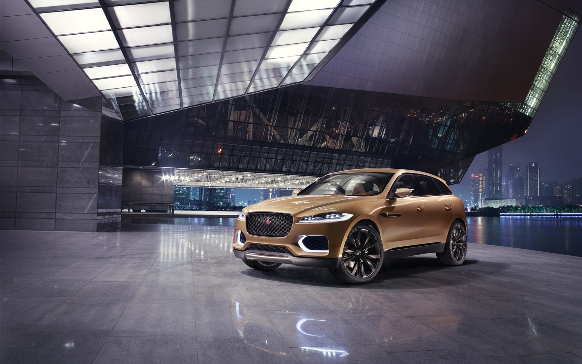 Jaguar C-X17 5-Seater Concept 2013