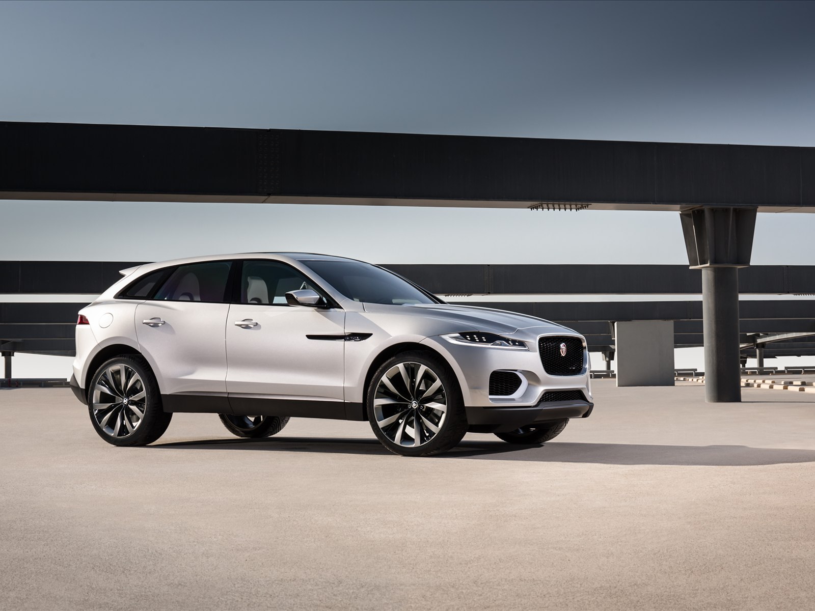 Jaguar C-X17 Sports Crossover Concept 2013