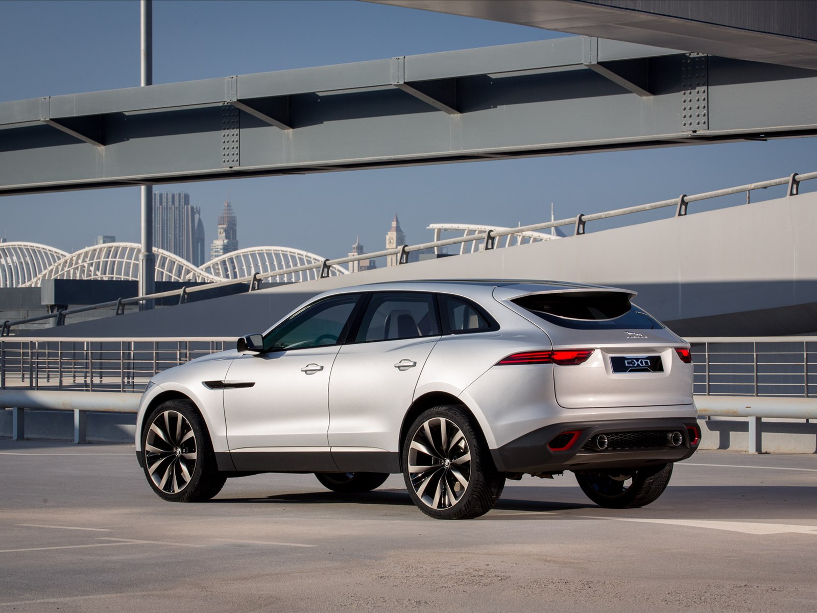 Jaguar C-X17 Sports Crossover Concept 2013