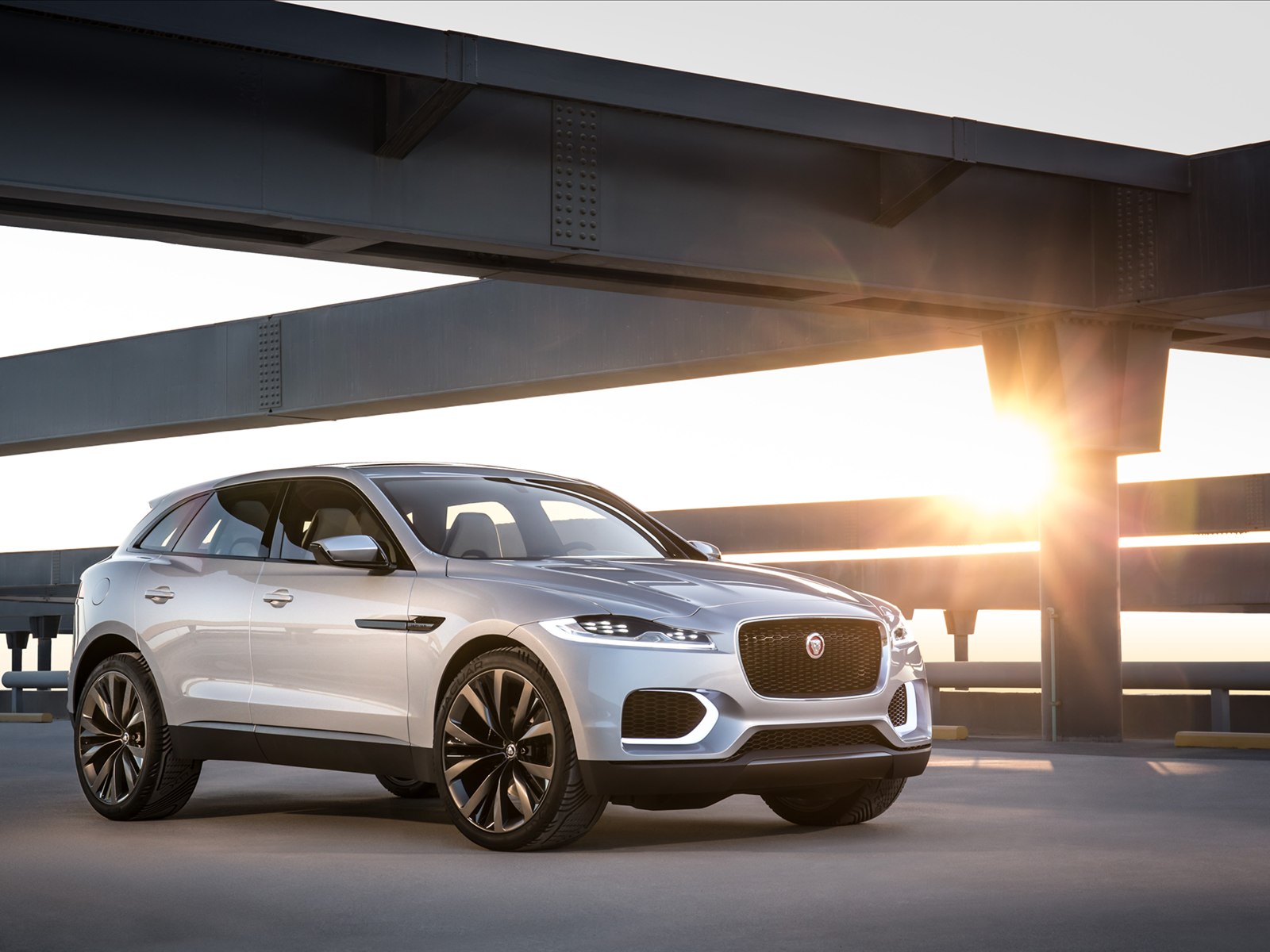 Jaguar C-X17 Sports Crossover Concept 2013