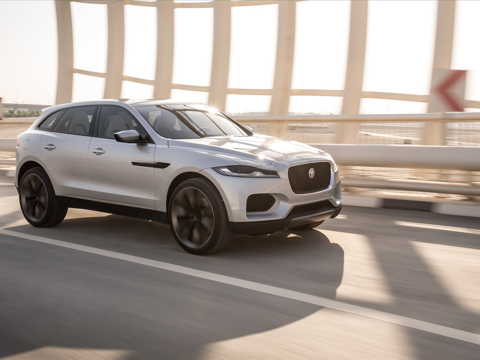 Jaguar C-X17 Sports Crossover Concept 2013