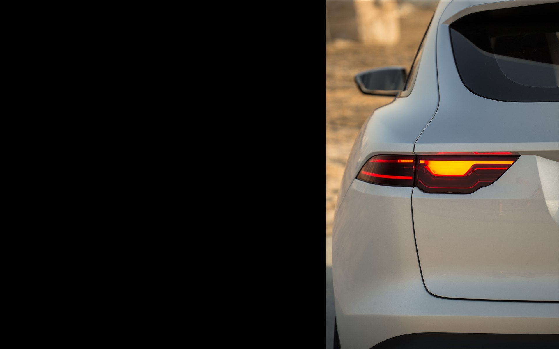 Jaguar C-X17 Sports Crossover Concept 2013