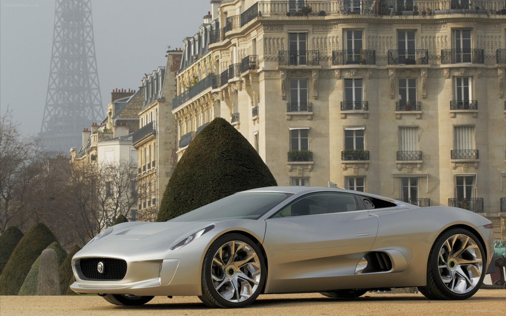 Jaguar C-X75 2011