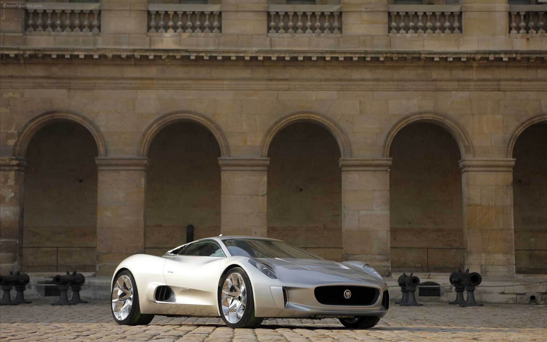 Jaguar C-X75 2011