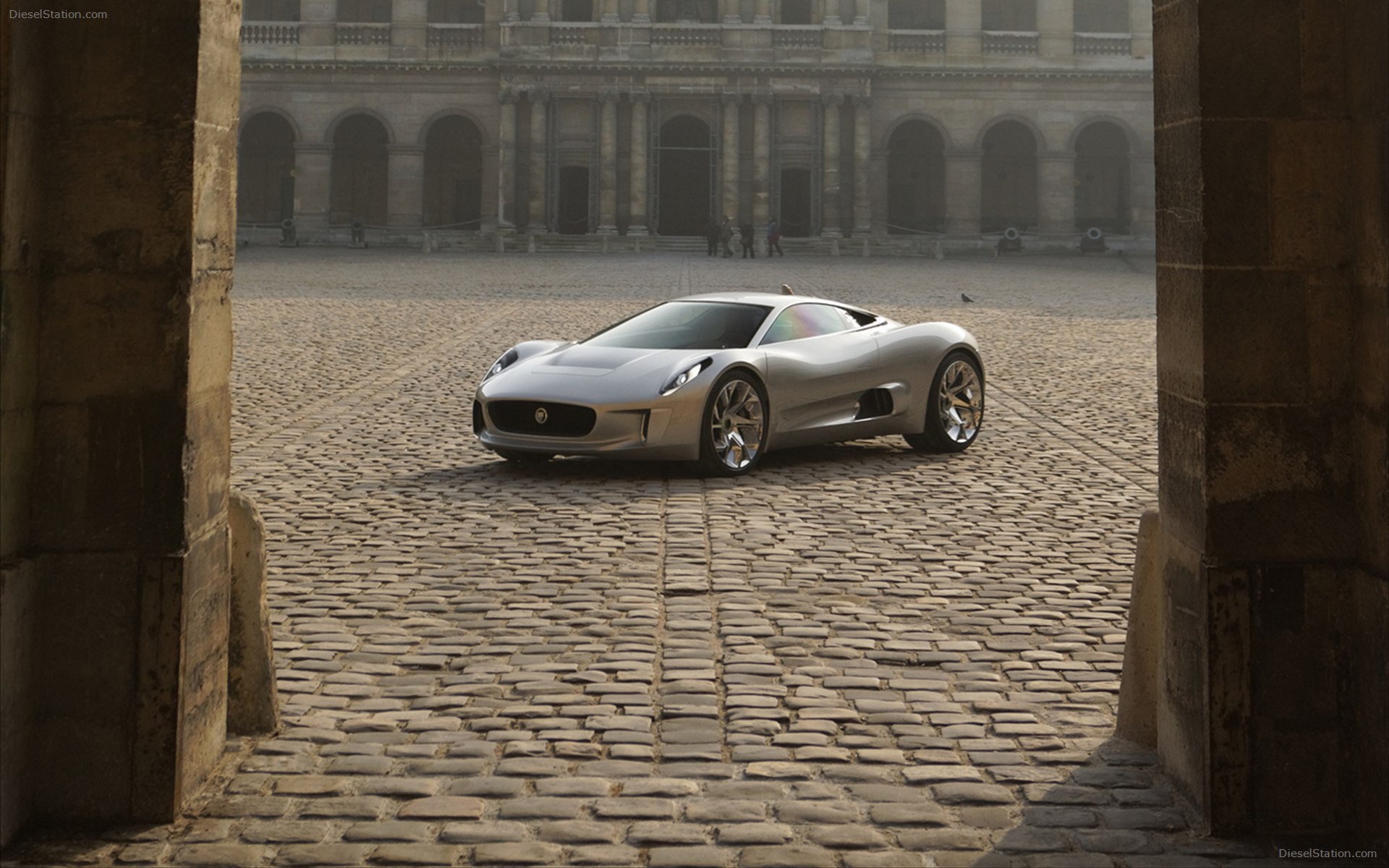 Jaguar C-X75 2011