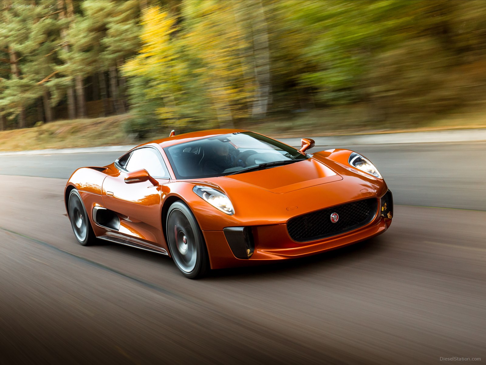 Jaguar C-X75 Bond Concept 2015