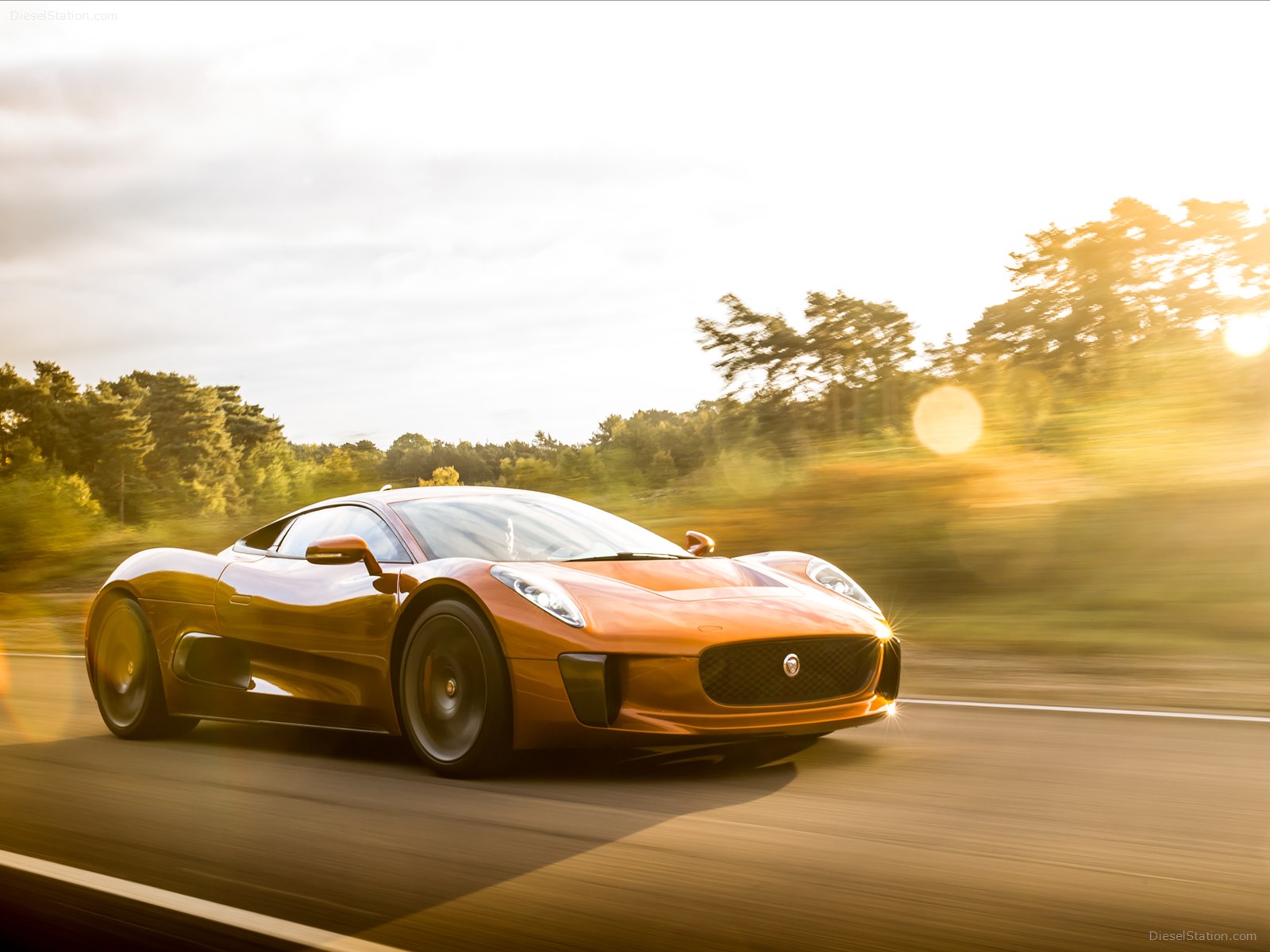 Jaguar C-X75 Bond Concept 2015