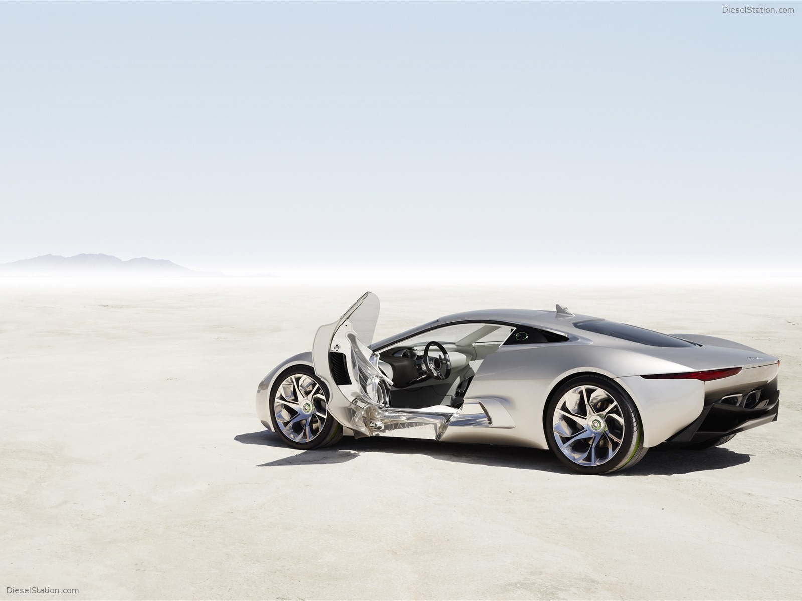 Jaguar C-X75 Concept 2010