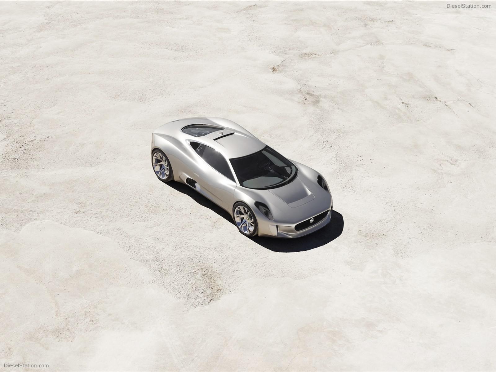 Jaguar C-X75 Concept 2010