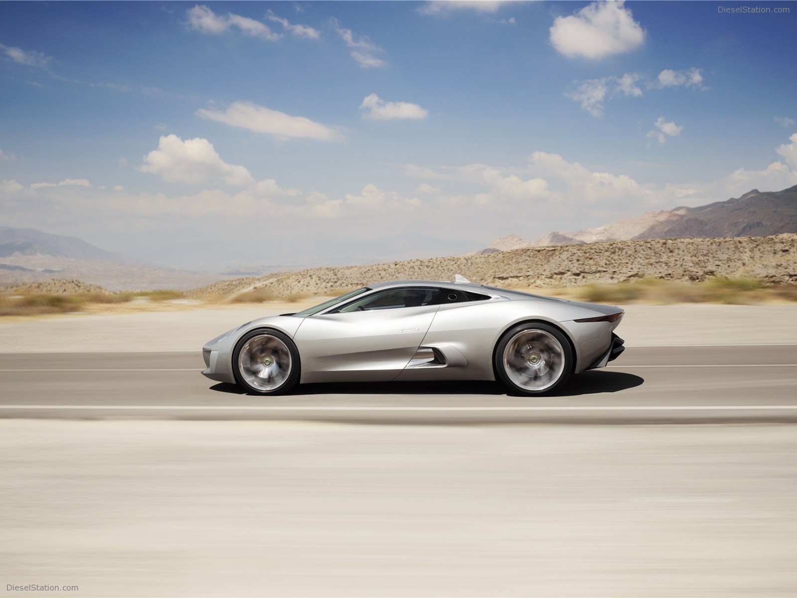 Jaguar C-X75 Concept 2010