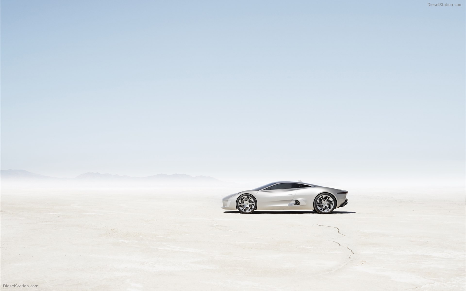 Jaguar C-X75 Concept 2010
