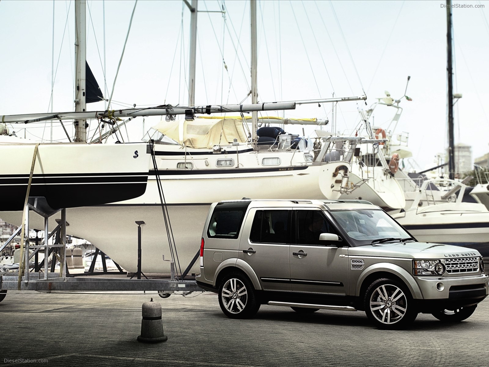 Land Rover Discovery 4 2012