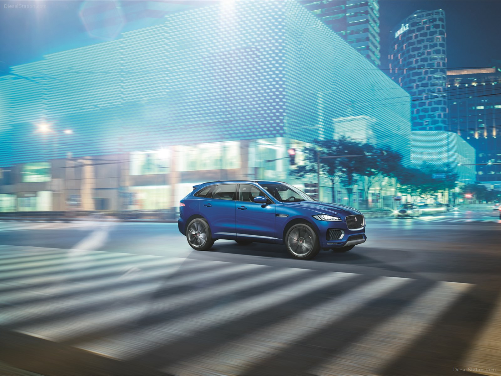 Jaguar F-Pace 2016