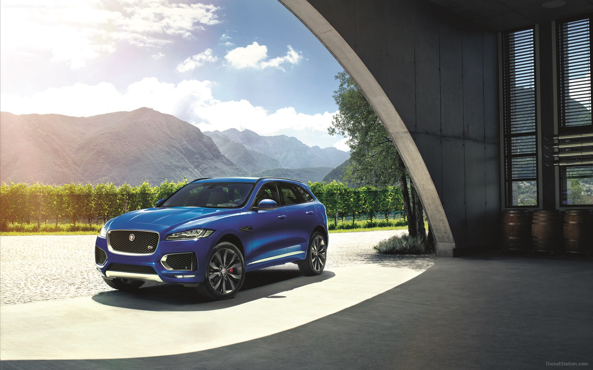Jaguar F-Pace 2016