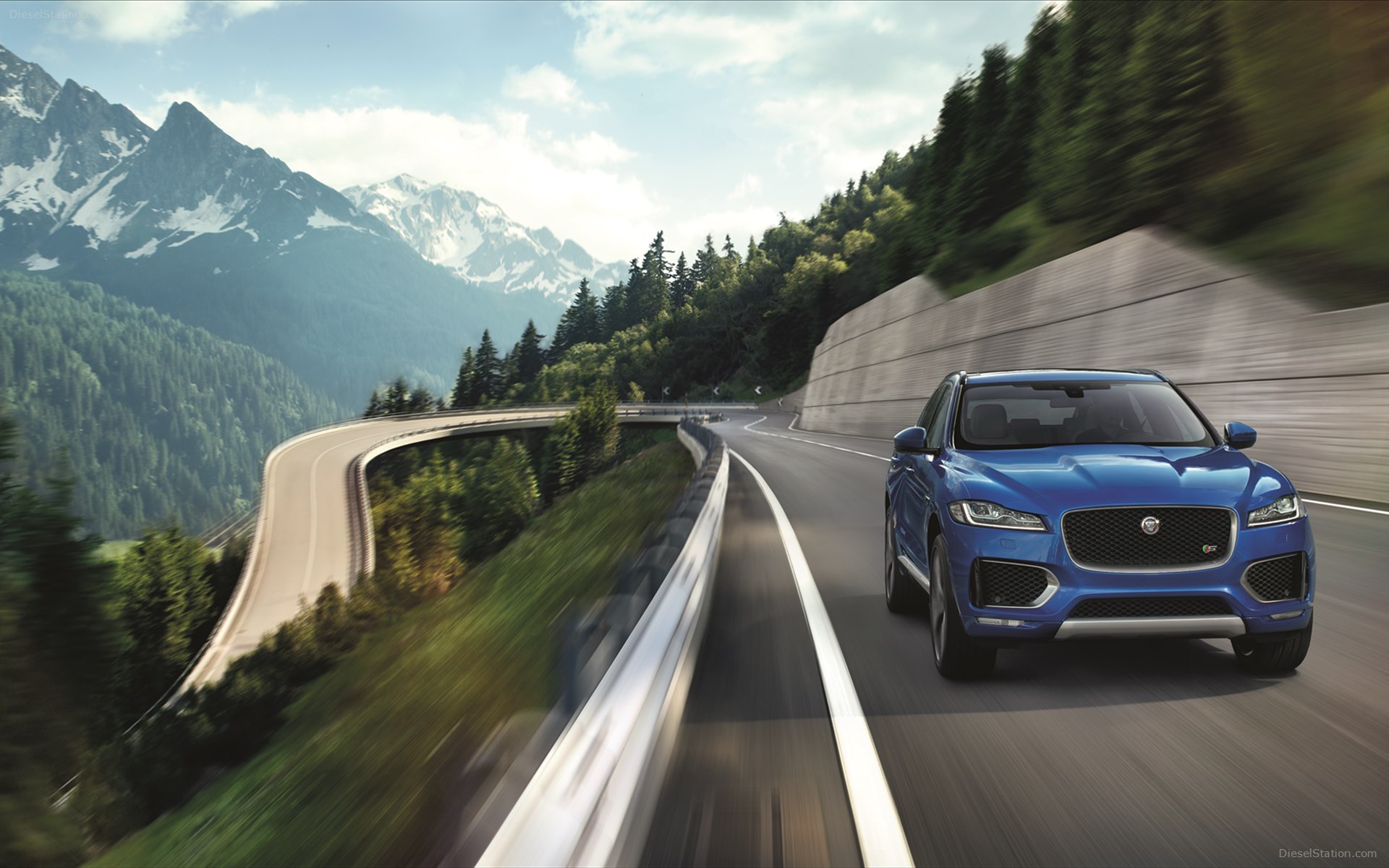 Jaguar F-Pace 2016