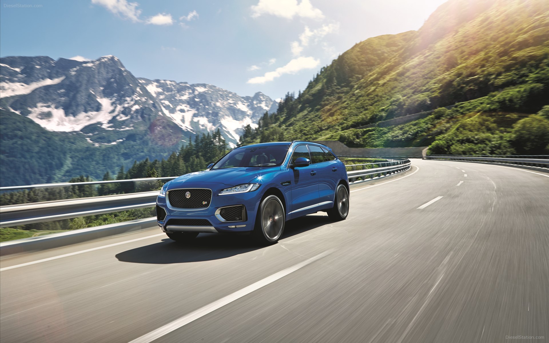 Jaguar F-Pace 2016