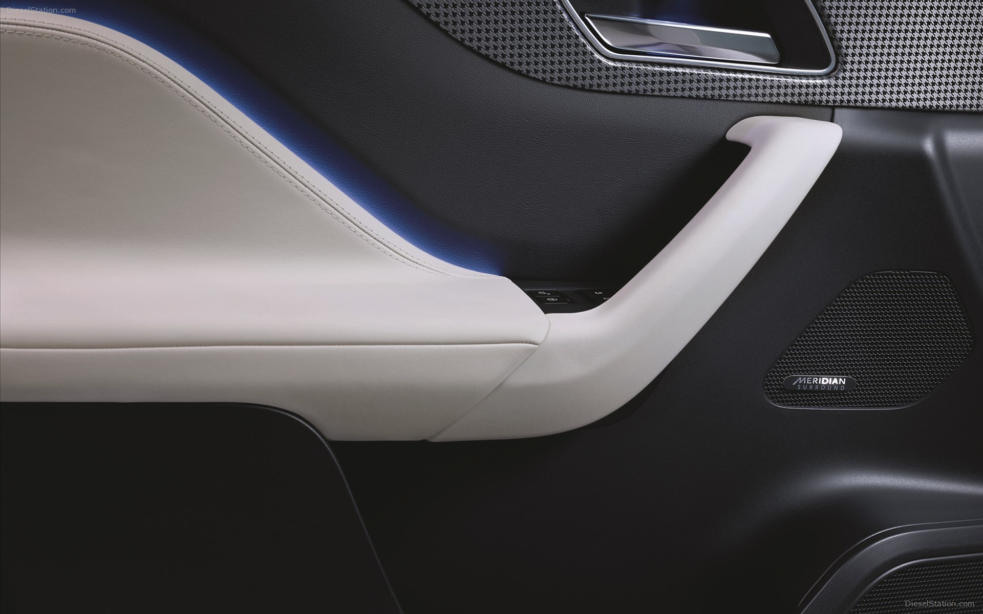 Jaguar F-Pace 2016