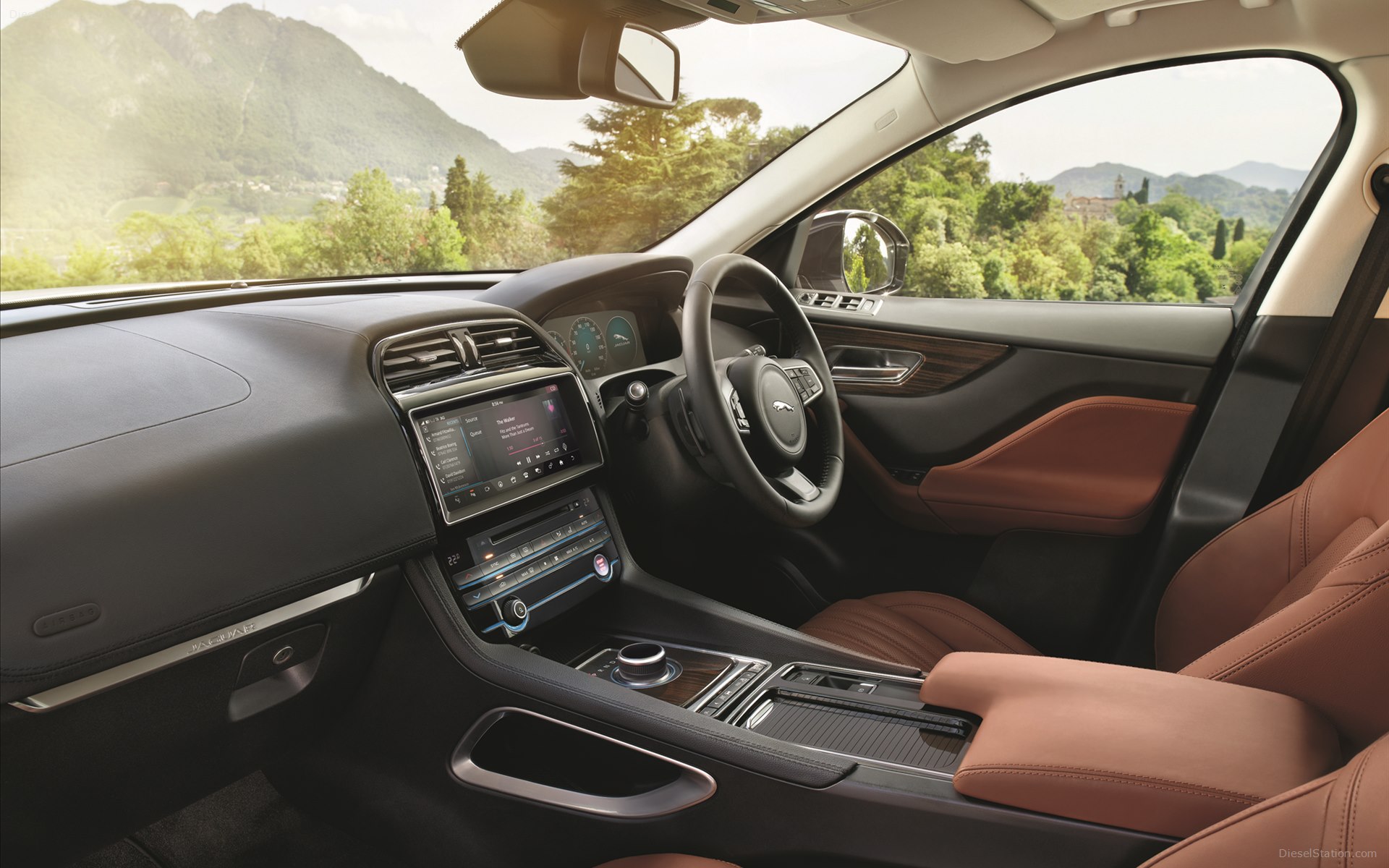 Jaguar F-Pace 2016