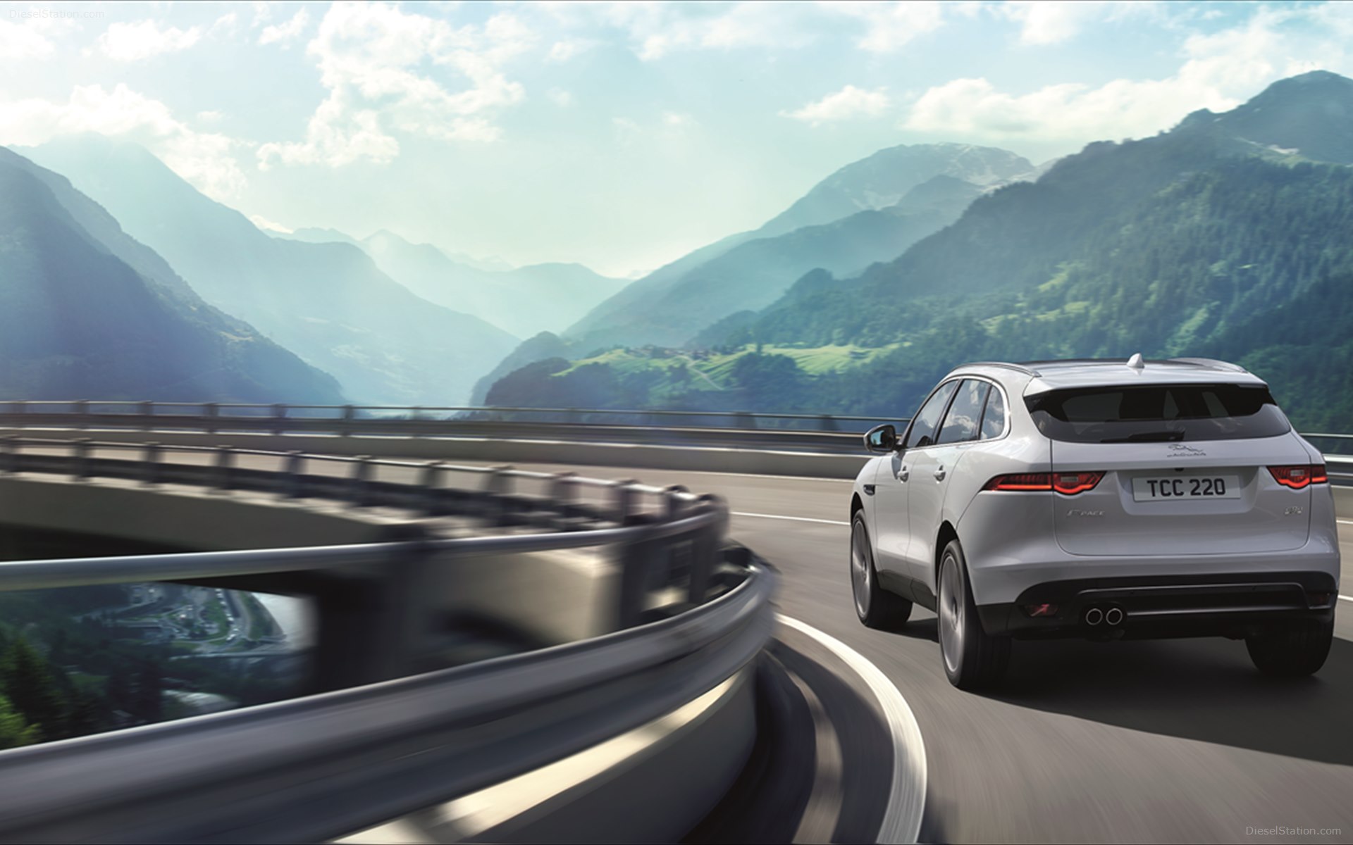 Jaguar F-Pace 2016