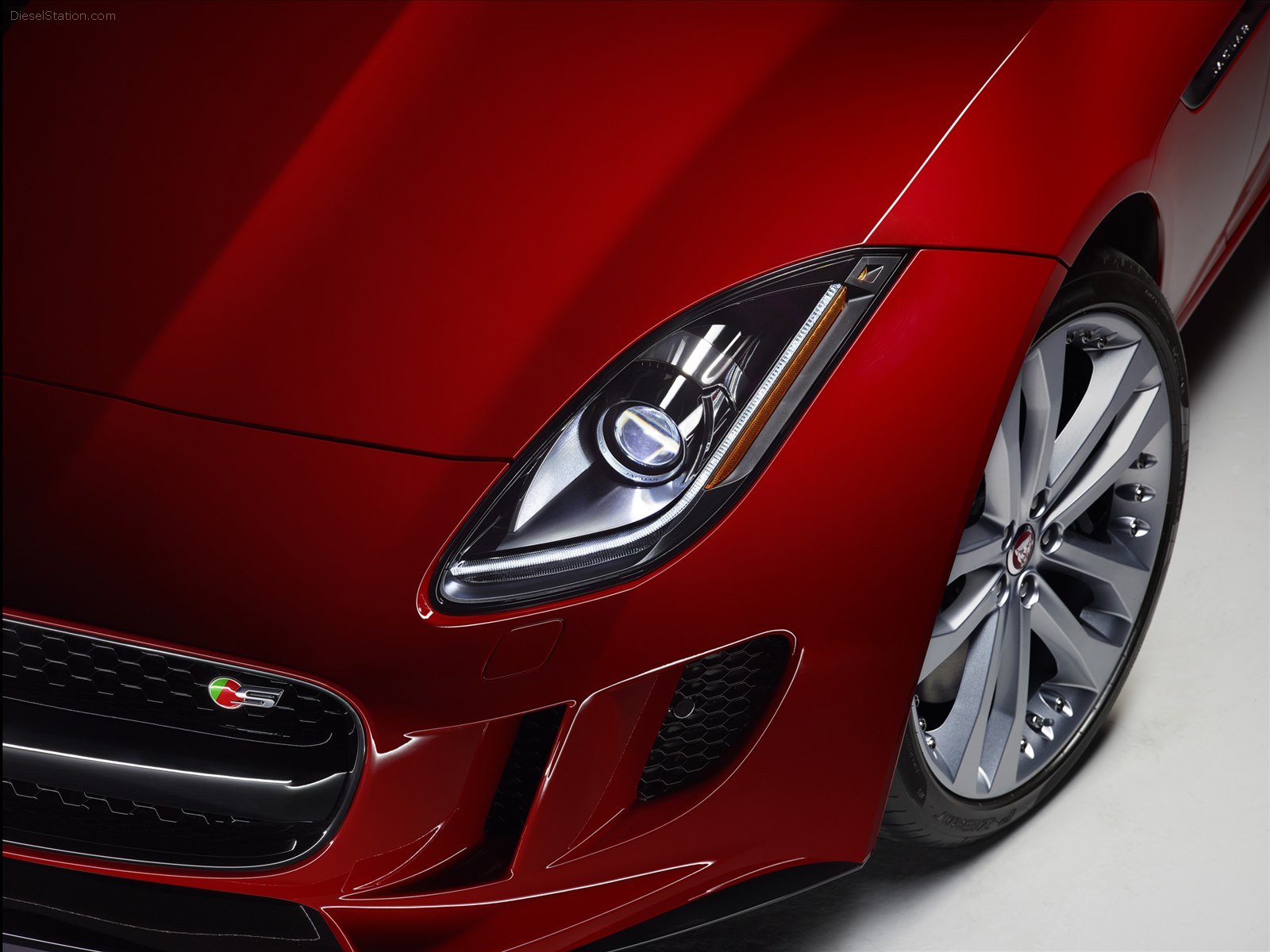Jaguar F-TYPE Convertible 2016