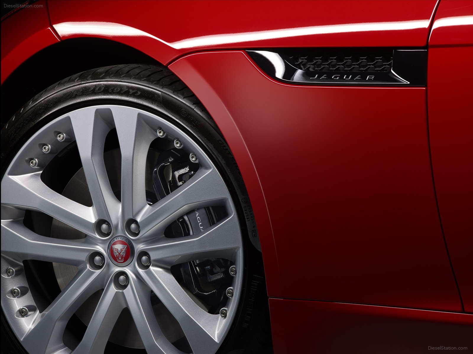 Jaguar F-TYPE Convertible 2016