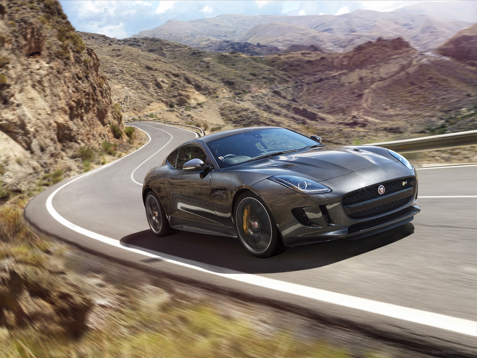 Jaguar F-TYPE Coupe 2016