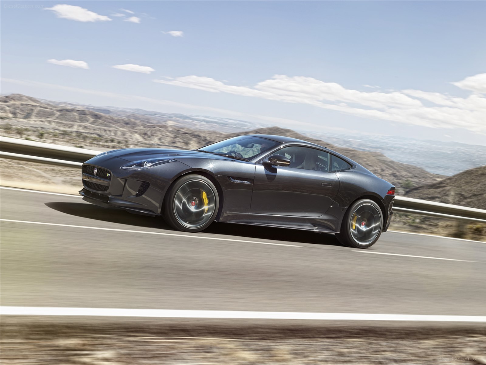 Jaguar F-TYPE Coupe 2016