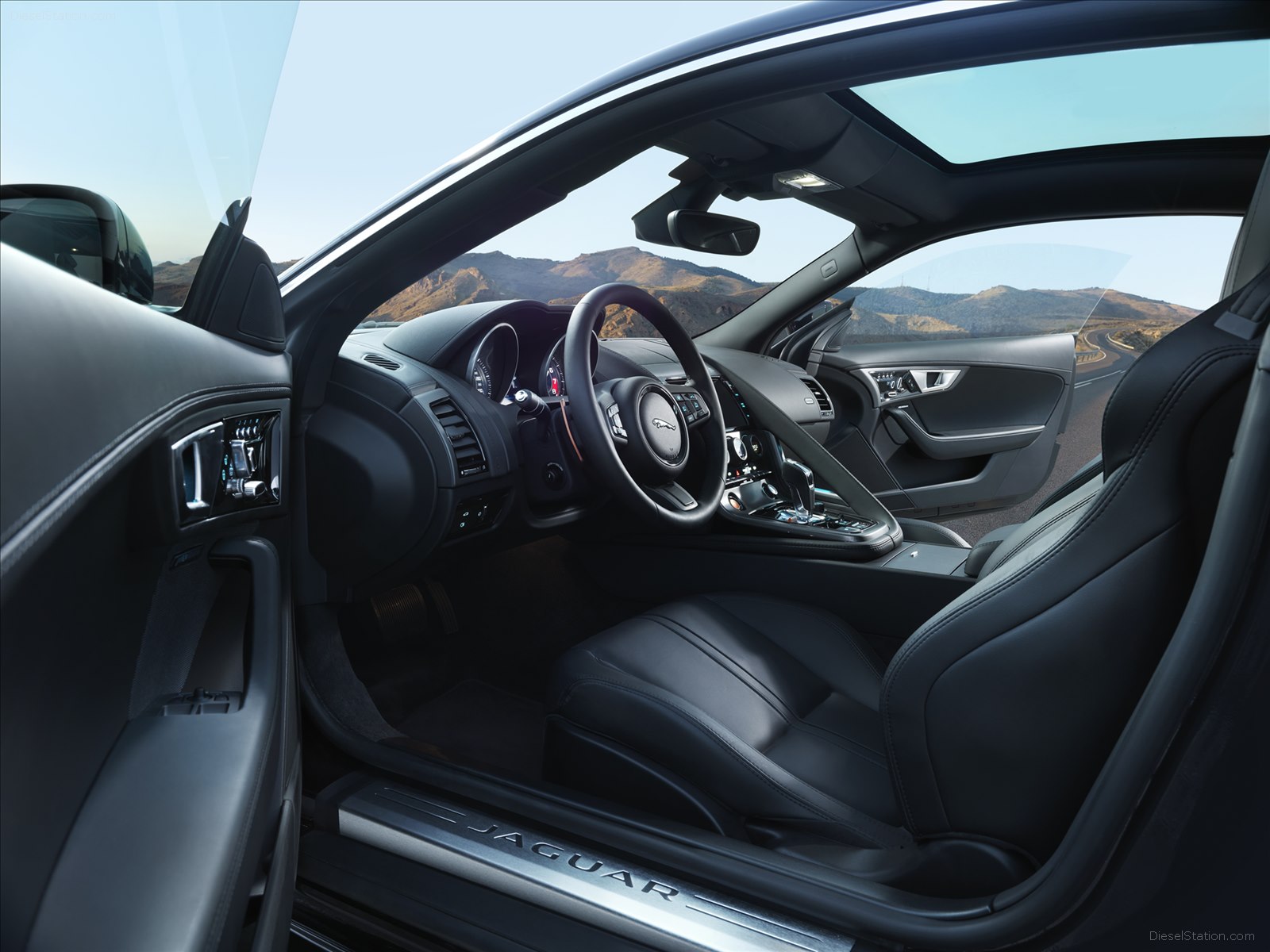 Jaguar F-TYPE Coupe 2016
