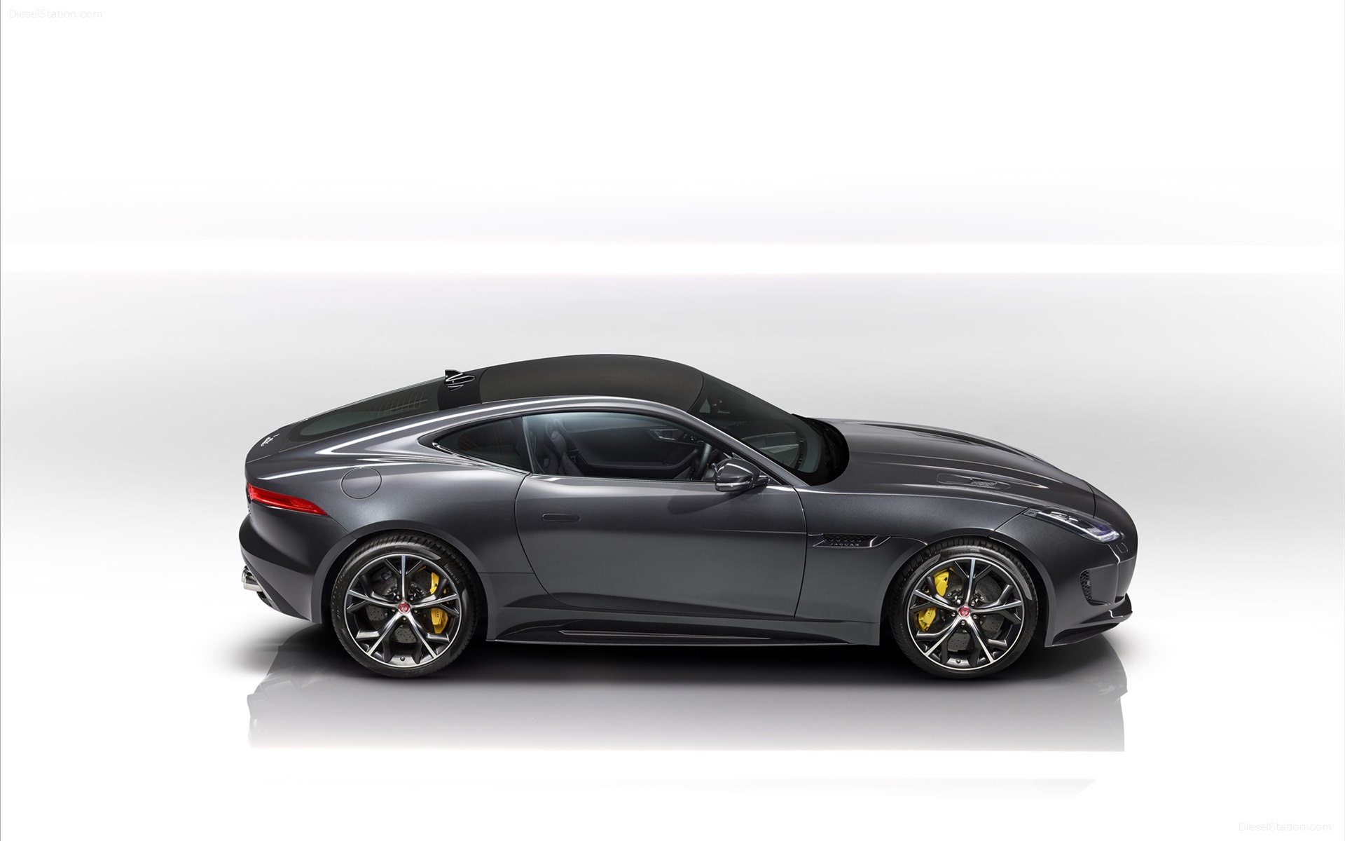 Jaguar F-TYPE Coupe 2016