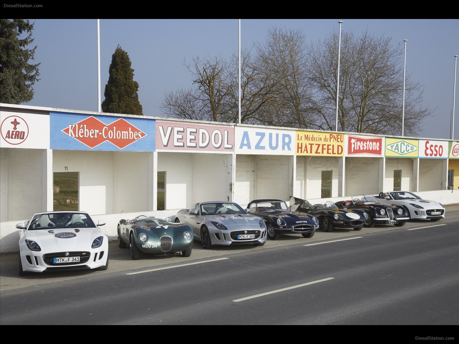 Jaguar F TYPE V8 S Sports Car 2013