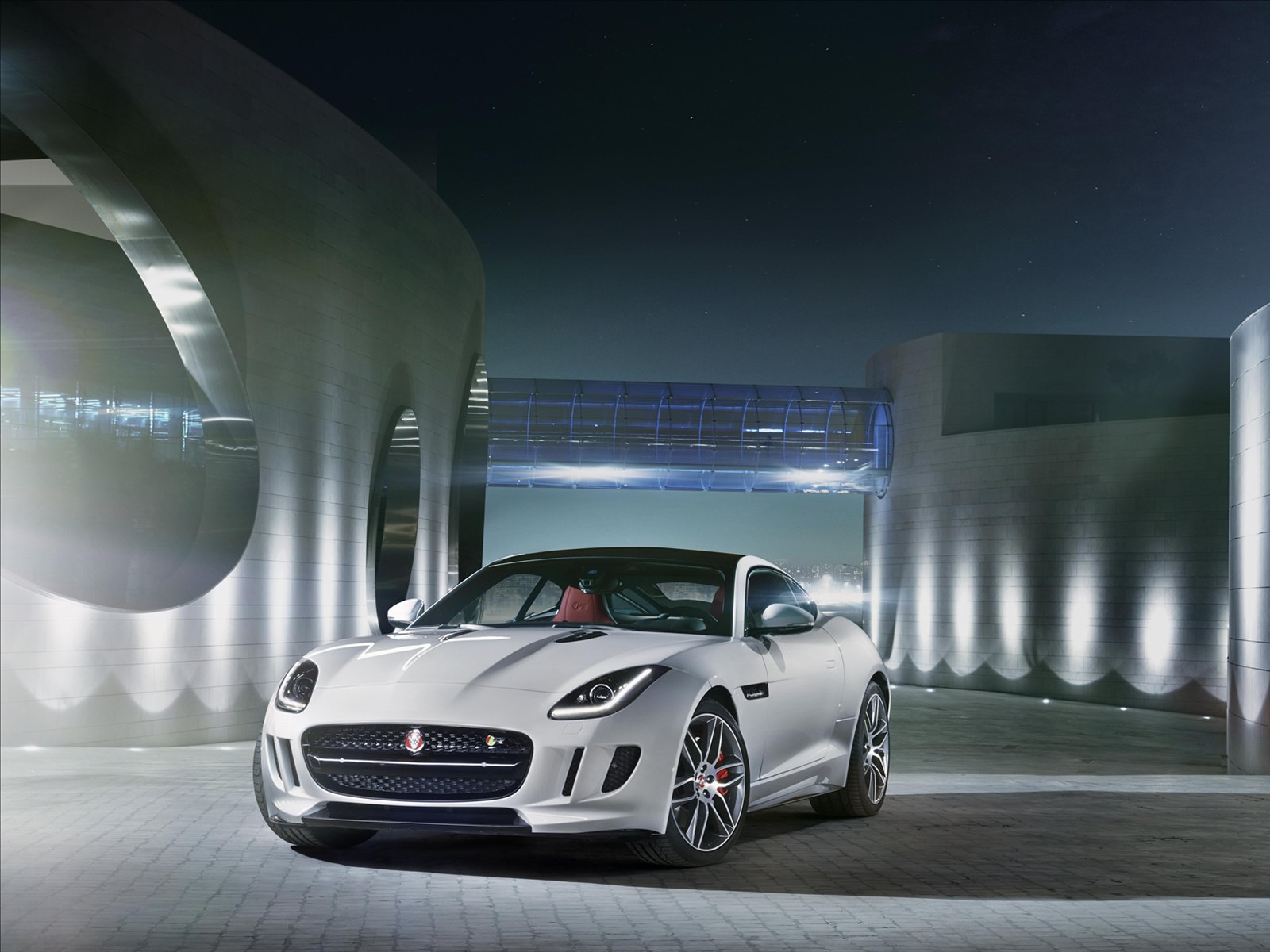 Jaguar F-Type R Coupe 2015